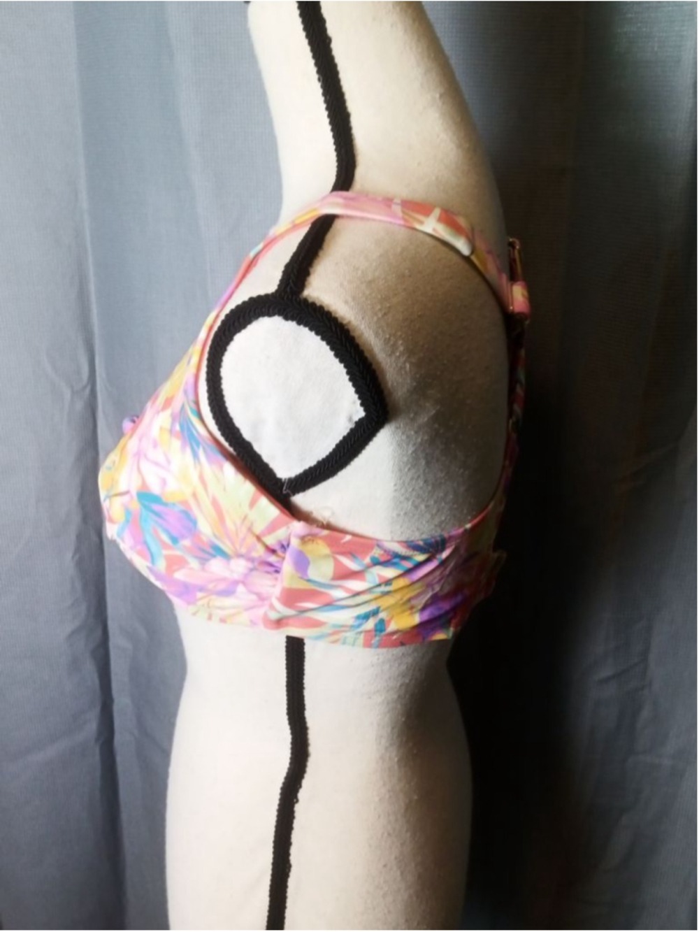 Time and Tru Women's Pink Multicolor Floral Bikini Top Large - Picture 3 of 6